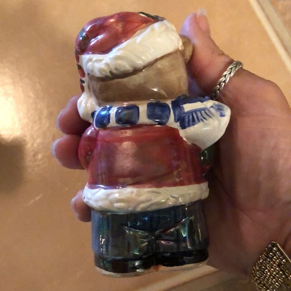 Mr&Mrs Santa Bear Salt n Pepper Shakers - Picture 7 of 8